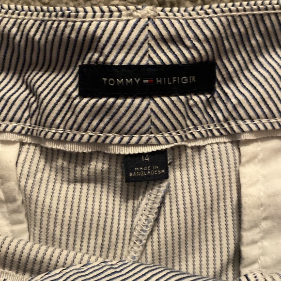 Tommy Hilfiger seersucker Bermuda shorts - Picture 3 of 4